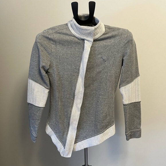 PUMA asymmetrical zip-up sweater - Picture 1 of 3